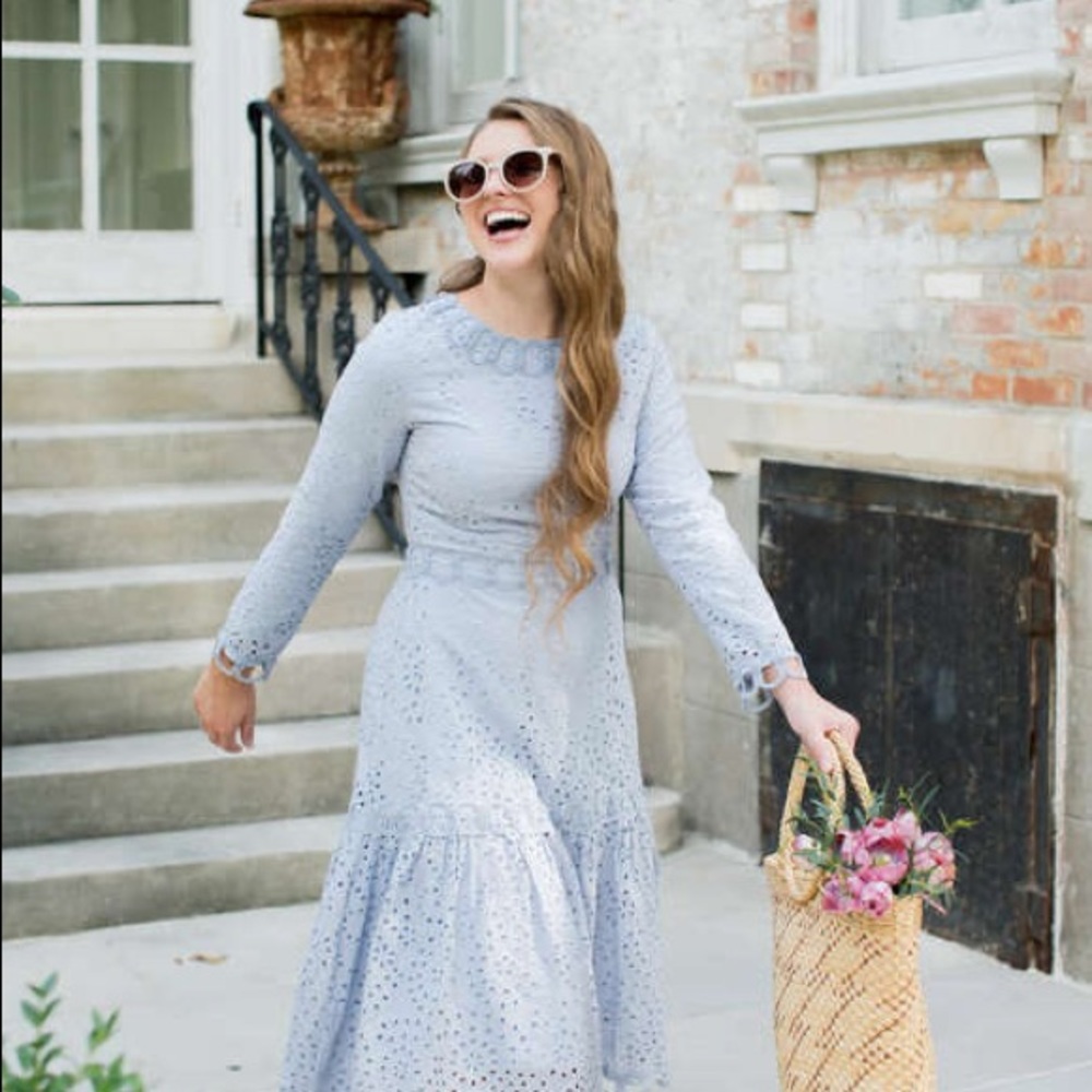 Dainty Jewells dusty blue England in Spring dress